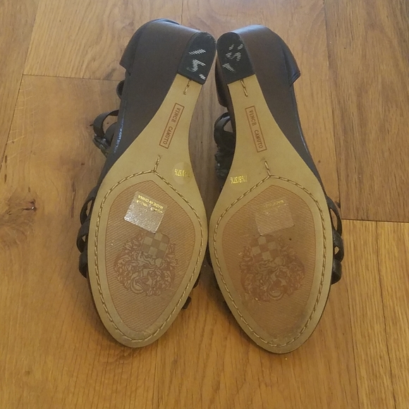 Vince Camuto Beaded wedge sandals - Picture 6 of 6